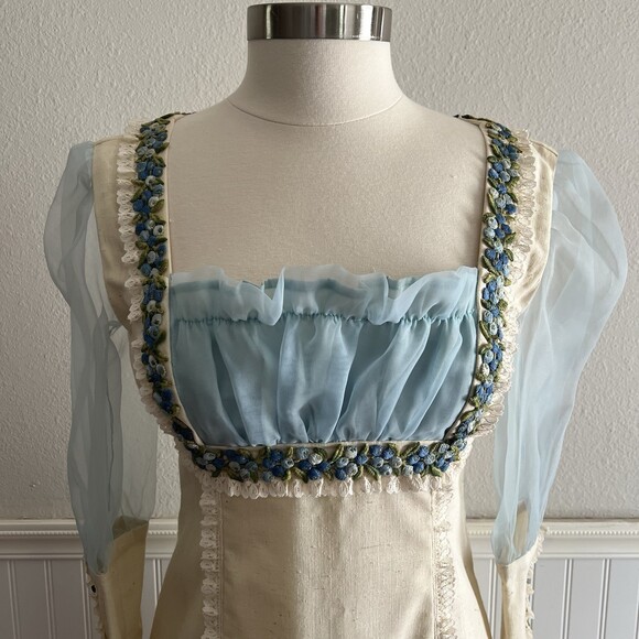 Vtg 60-70s Renaissance Style Dress Peasant Lace Floral Ribbon Cream Light Blue 6 - Picture 2 of 14